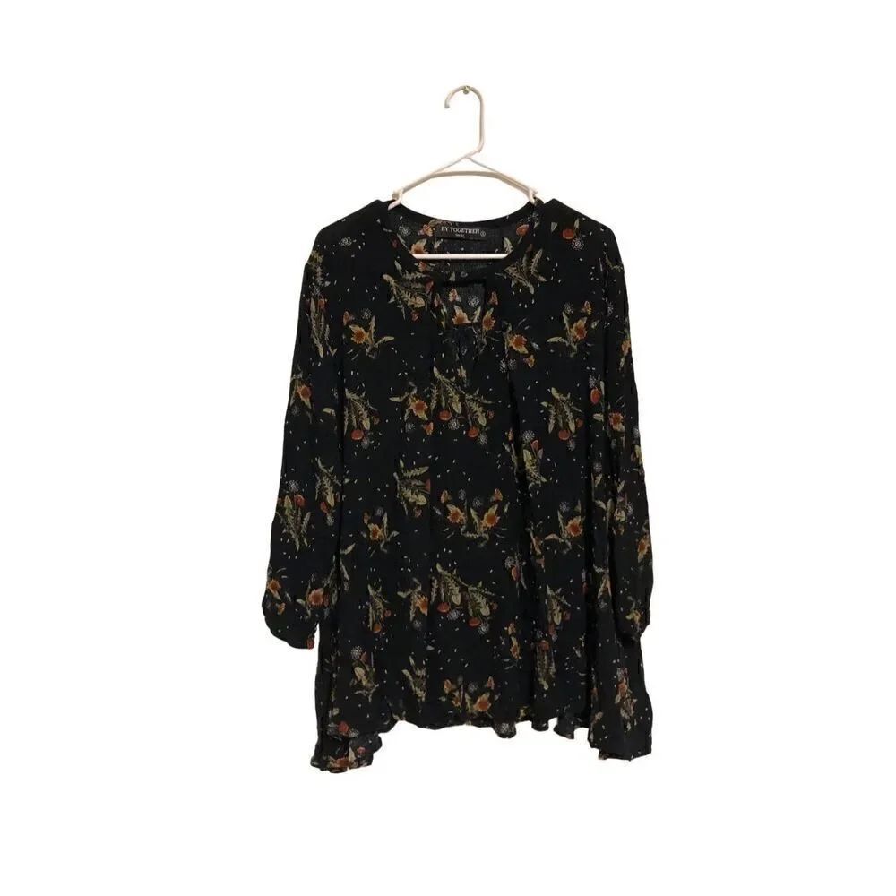 By Together Size Small (S) Black Dandelion Tunic